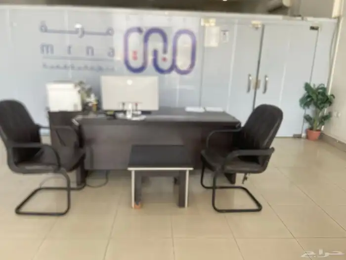 اثاث مكتبي للبيع بالكامل طولات ومكاتب ووكراسي 4