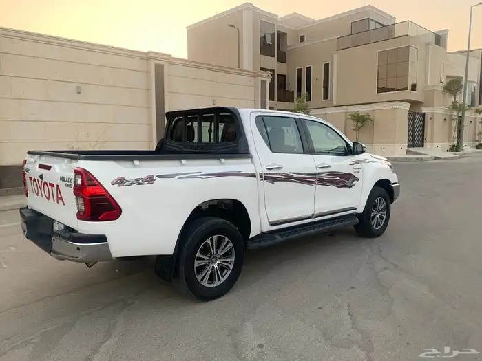 هايلوكس دبل ديزل جحم 2400 شرط 15