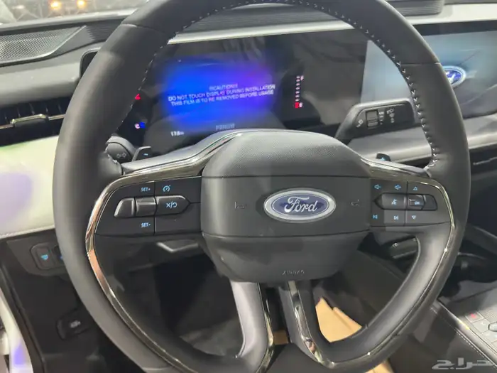 فورد تورس امبيانتي استندر 2026 ابيض اسود الناغي 16