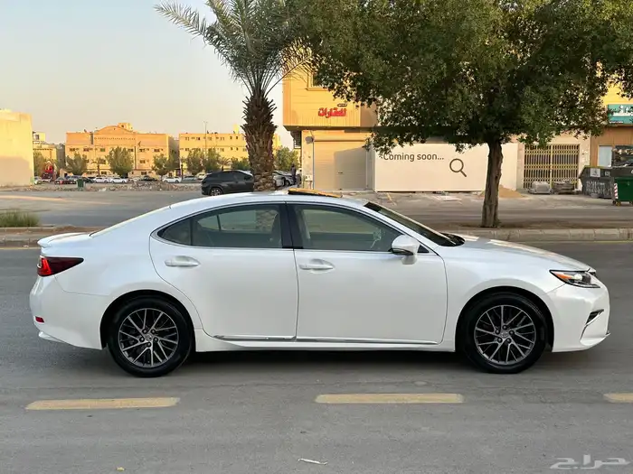 لكزس 2016 ES350 قمة بالنظافة 2