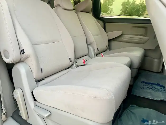 كيا كارنيفال 2015 ( استاندر ) 18