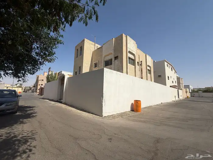 للبيع فيلا سكنية بالزبارة 2