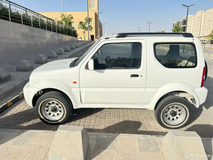 للبيع سوزوكي جمني 2009 3