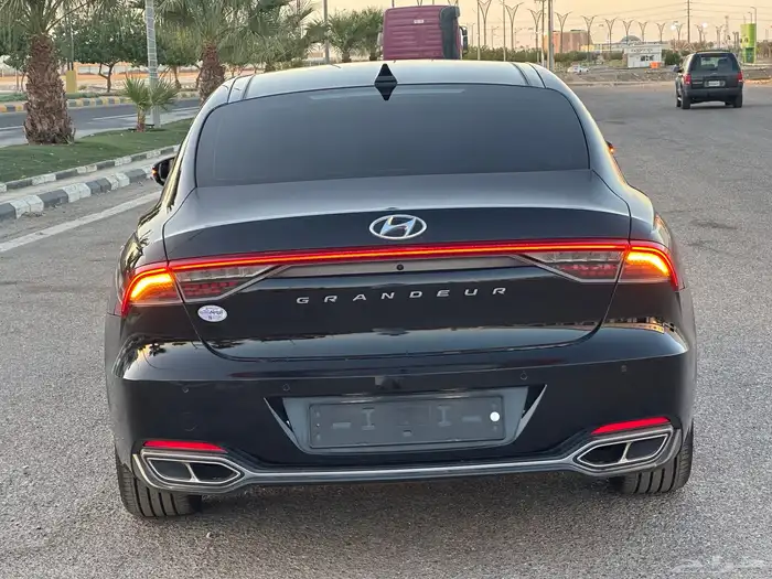 ازيرا 2020 بنزين فل كامل 7