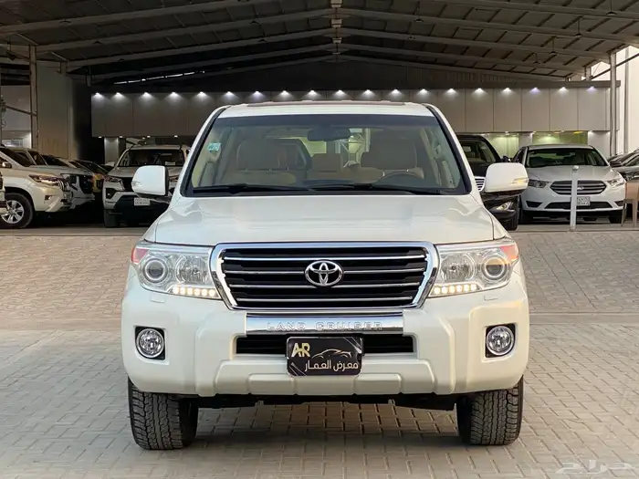 تويوتا لاند كروزر V8 0