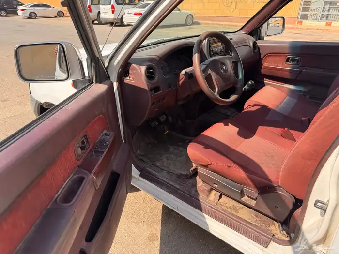 نيسان ددسن 2015 نظيف 6