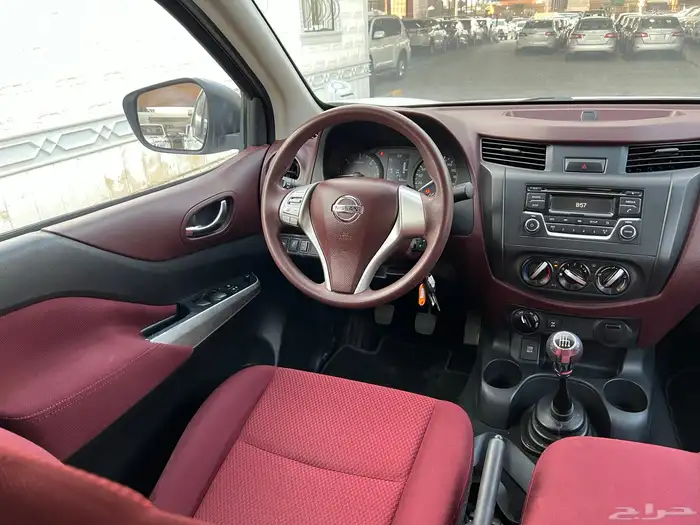 نافارا ديزل 2019 دبل دفلك عداد 152.000 نظيف جدا قمة الاطلال 29