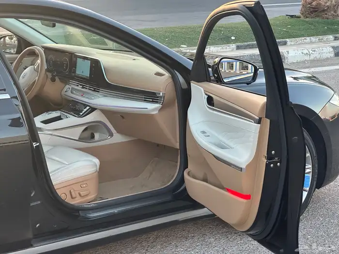 ازيرا 2020 بنزين فل كامل 13