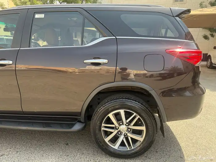 فورتشنر 2016 6 سرندل VX 5