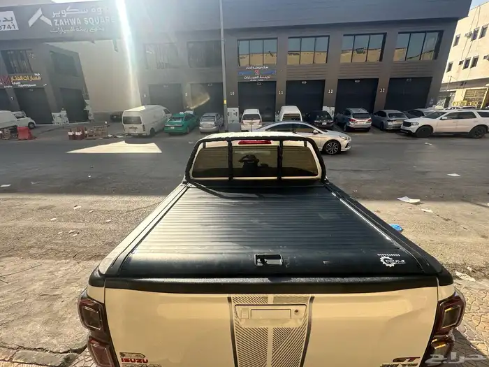 غطاء حوض سحاب لسيارة ايسوزو دي-ماكس. 6