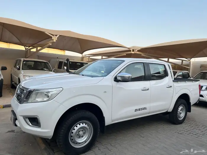 نافارا ديزل 2019 دبل دفلك عداد 152.000 نظيف جدا قمة الاطلال 19