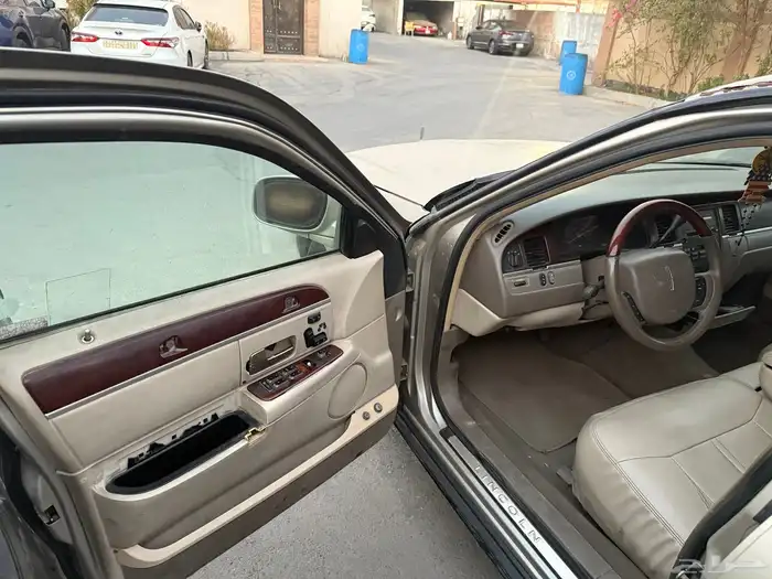 لينكون 2004 1