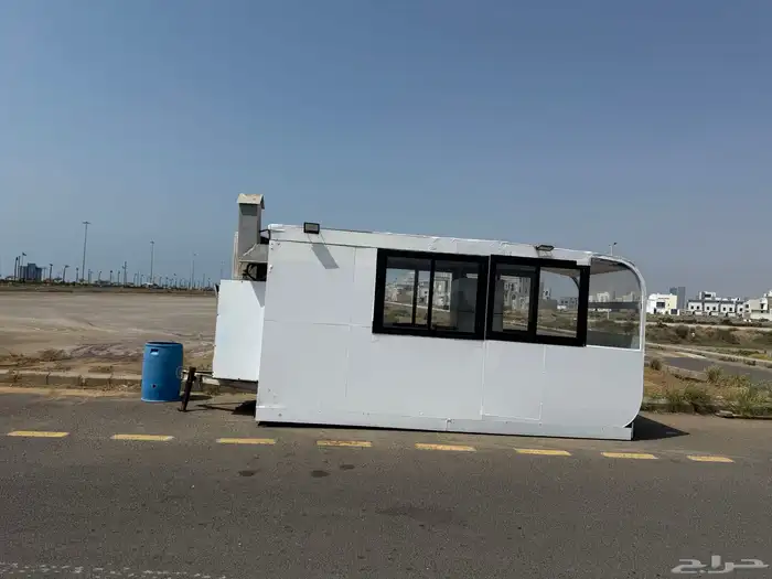 فود تراك للبيع الطول 5 العرض 2 5 0