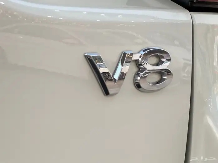 تويوتا لاند كروزر V8 10
