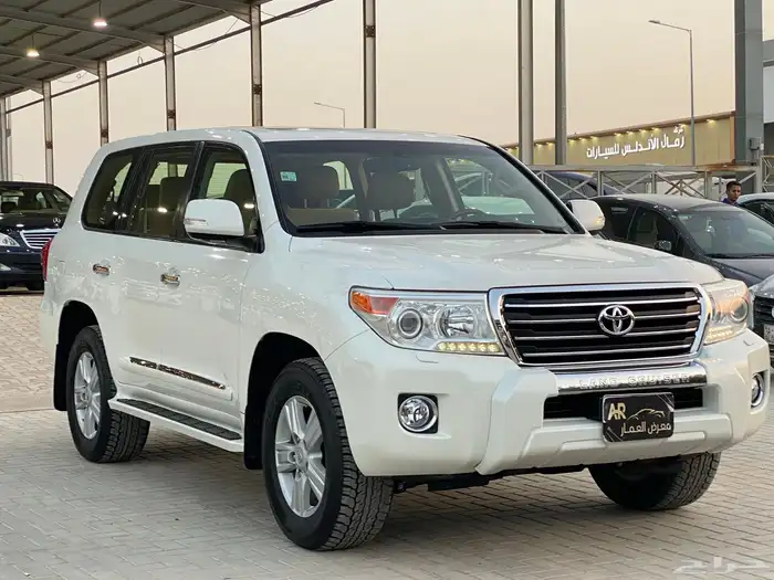 تويوتا لاند كروزر V8 8
