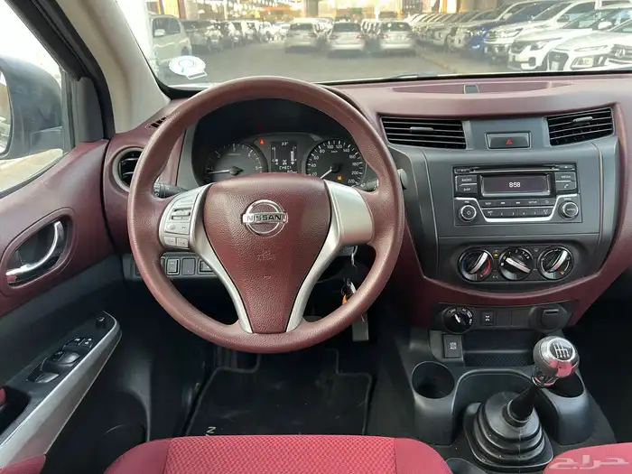 نافارا ديزل 2019 دبل دفلك عداد 152.000 نظيف جدا قمة الاطلال 31