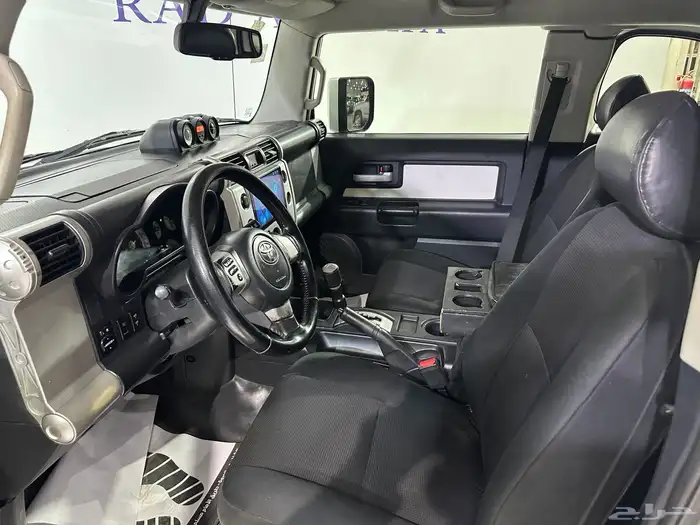 تويوتا اف جي 2010 سعودي 11