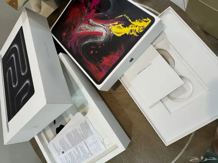 علب بوكسات اجهزة الآيفون وسامسونج وايباد 37