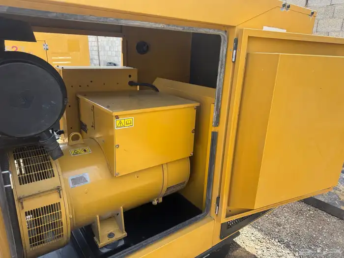 للإيجار مولدات كهرباء 4