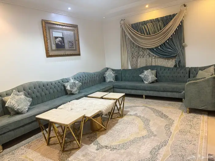 كنب مقاس 6 في 4 وسجادة وستارة المكان حي السعادة 0