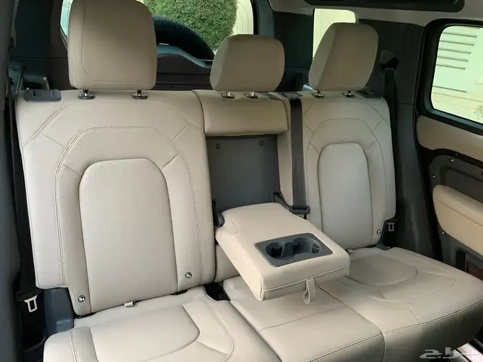 ديفندر موديل 2024 بحالة الوكاله ممشى 31 الف 38