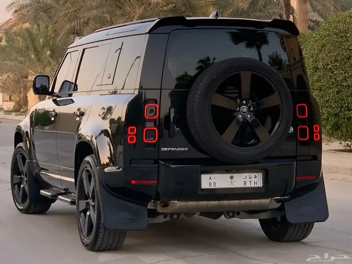 ديفندر موديل 2024 بحالة الوكاله ممشى 31 الف 15