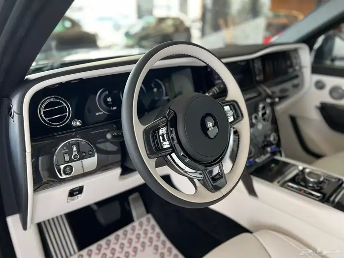 كولينان بلاك بادج - Rolls-Royce Cullinan Black Badge 2025 6