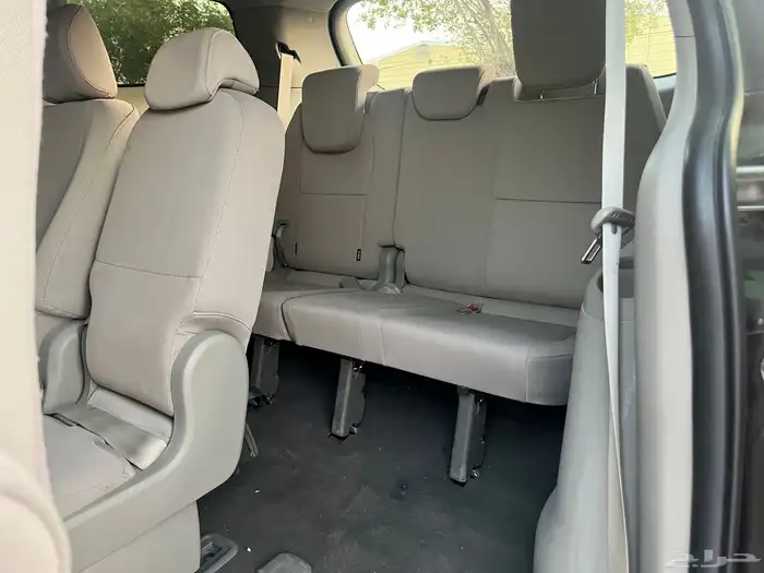 كيا كارنيفال 2015 ( استاندر ) 16