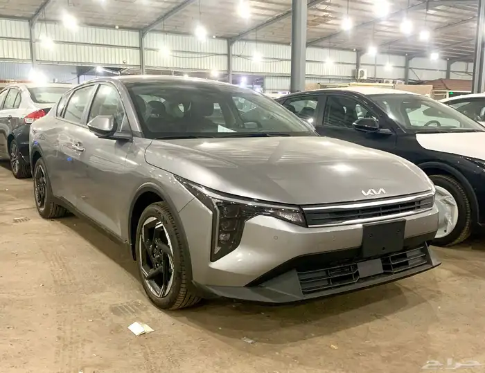 كيا كي 4 نص فل 2026 K4 GLS 12