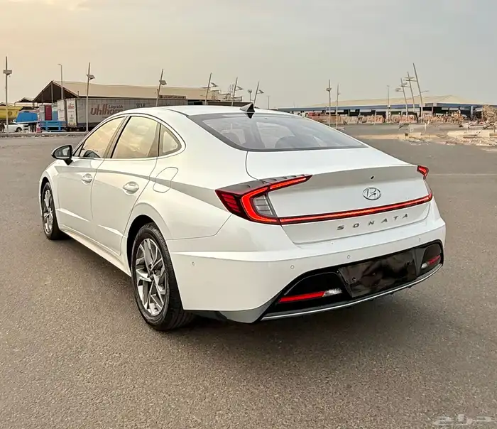 سوناتا 2022 فل كامل بدون بنورما بحالة الوكاله للبيع 3