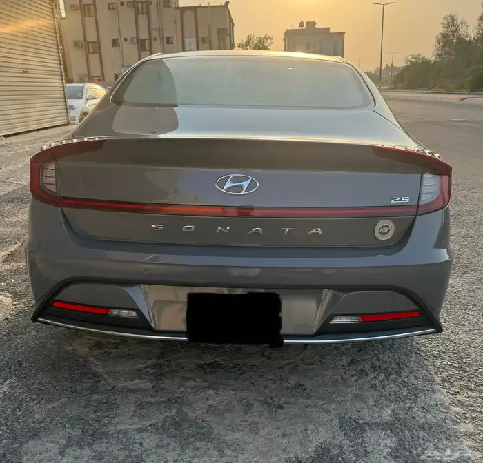 هيونداي سوناتا 2022 ستاندر نظيف جدا 3