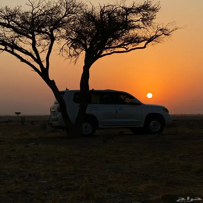 للبيع كفرات شاهين 17 تايلندي مع جنوط صيني 13