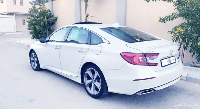 هوندا اكورد 2018 فل كامل 2.0 تون تيربو 14