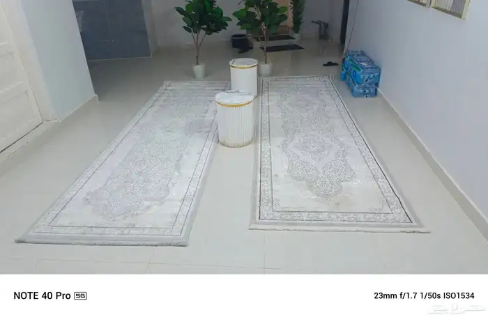 تم البيع...سجادتين بيضاء 0