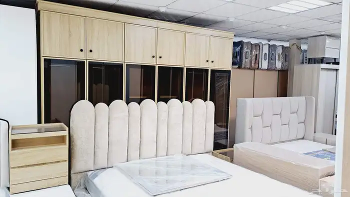 في حصم 40 100 عورفه سرير مراتب طبيه طاولات كرسي بطانيا 3