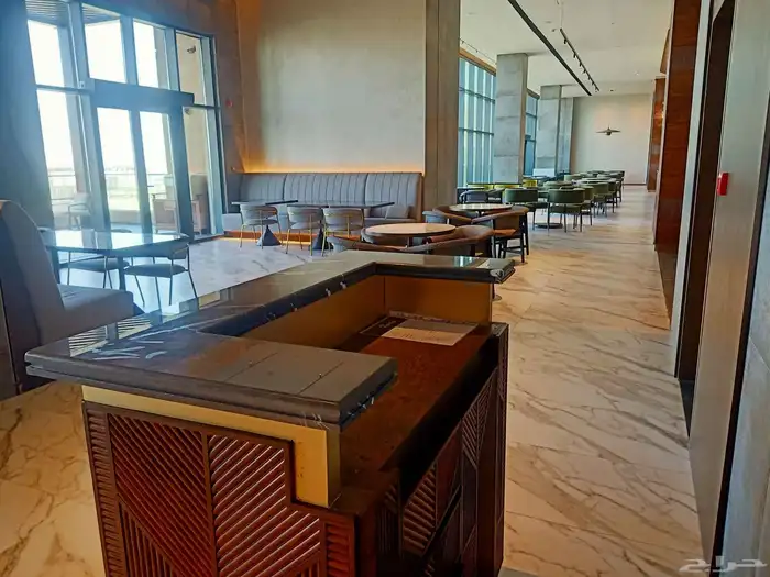 نجار اثاث وديكور خشبي 2