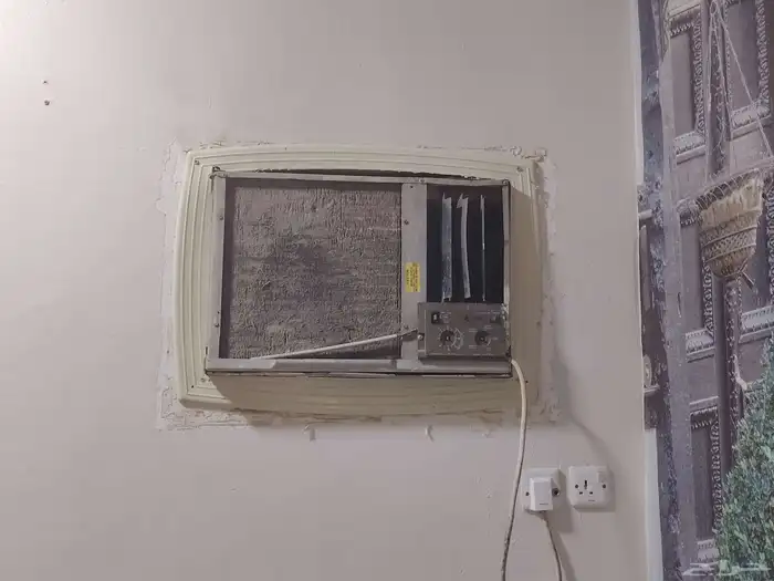 ثلاث مكيفات للبيع الواحد 400 ريال 1