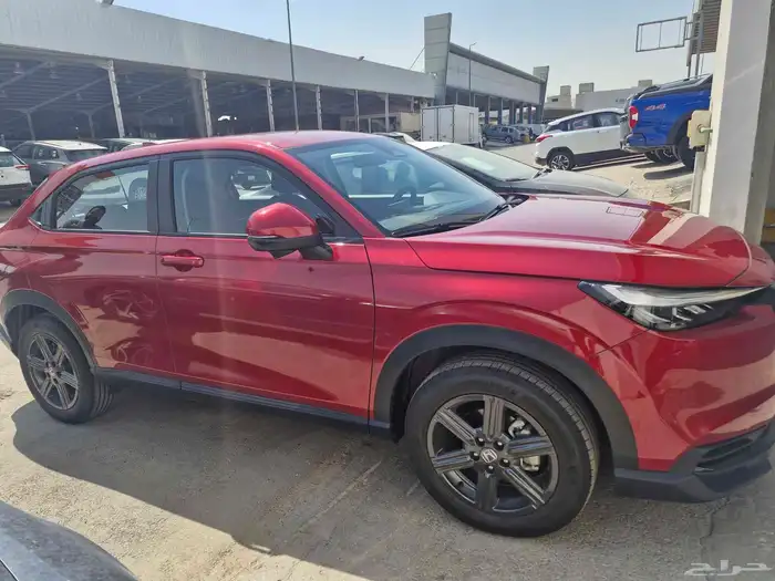 هوندا HRV 2025 4