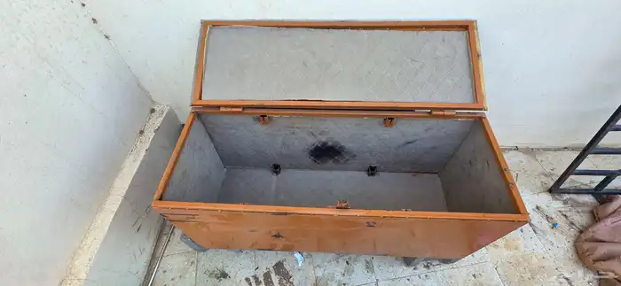 صندوق عزبة ربع حديد 1