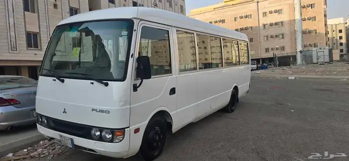 للبيع باص روزا ميتسوبيشي وكاله شبه زيرو جديد ماشي 29 الف 0