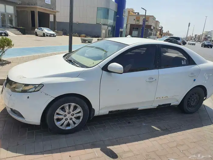 كيا سيراتو 2010 الجير عادي 3