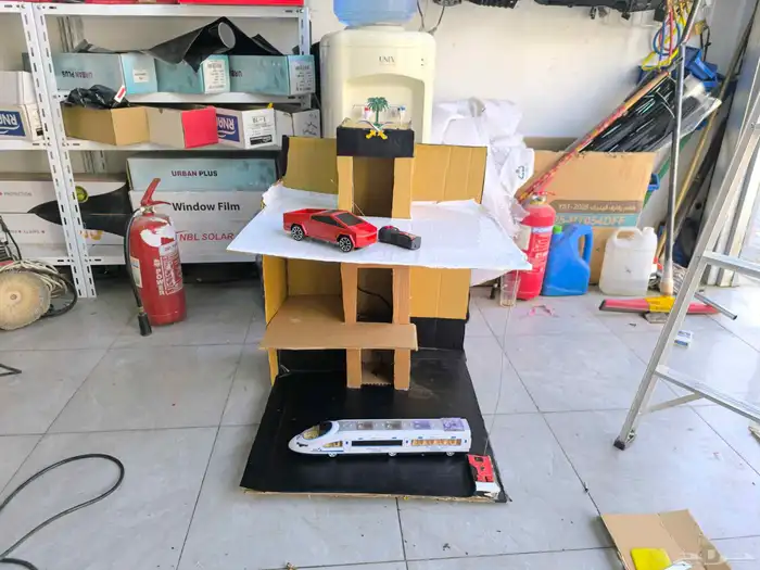 نموذج مصعد كهربائي علا ريموت نموذج مدرسيه ابتكار نموذجات 0