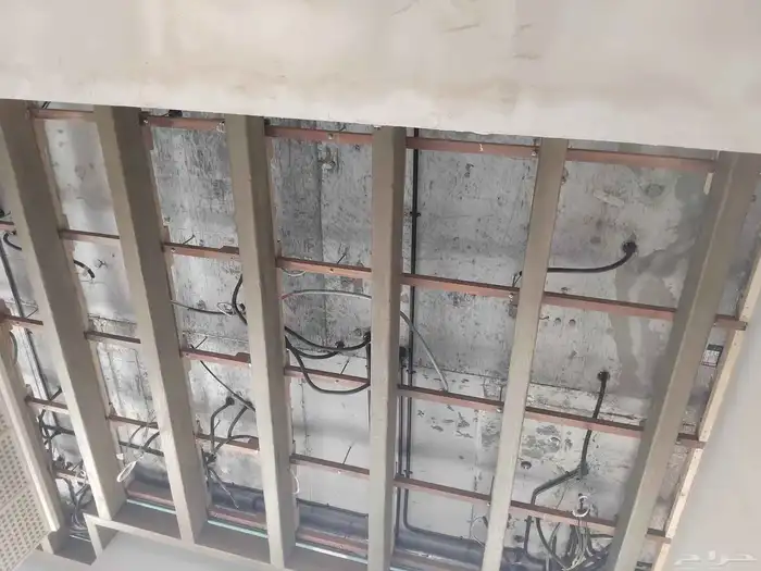 مقاول تشطيب طابوق لياس تليس بلاط سيراميك الرخام بويا 1