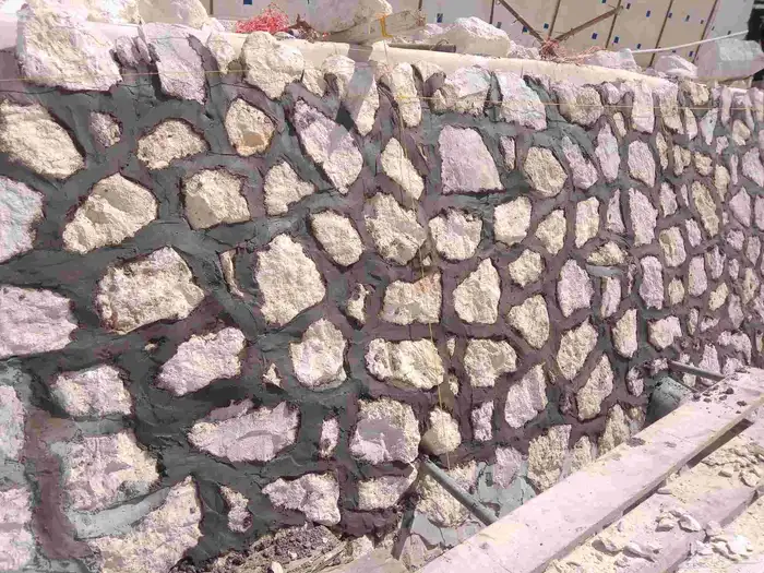 حجر ربراب تدبيش للتواصل 0