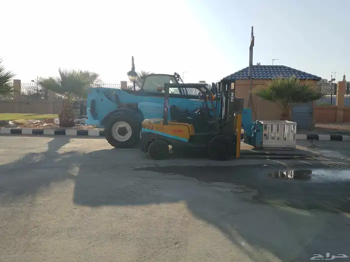 رافعه شوكيه فوركلفت سكينه للايجار كرين مالفت لايجار اسعار طي 6