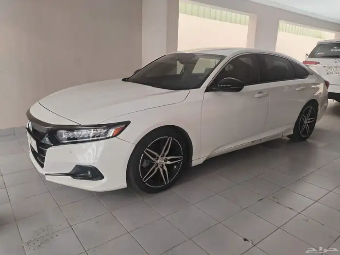 للبيع هوند اكورد فل كامل مكينه كبيره 2.0مالك واحد من الوكاله 1