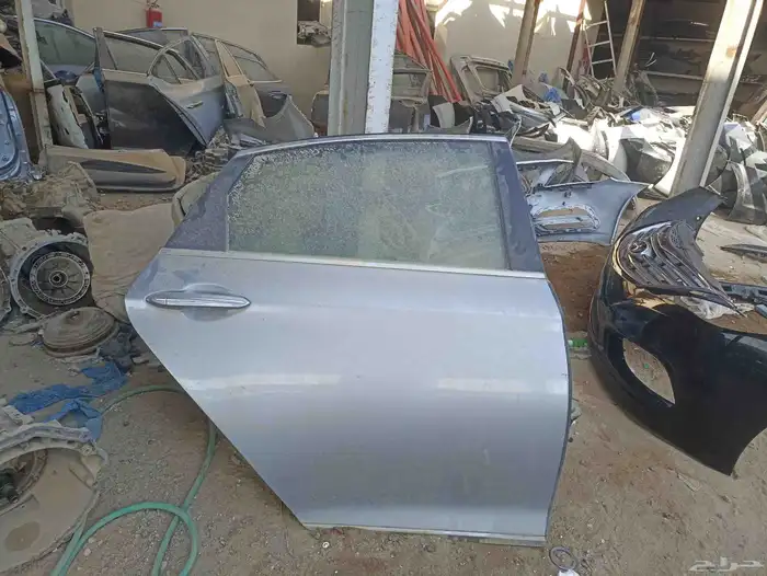 باب خلفي جنسس يمين g80 2018 1