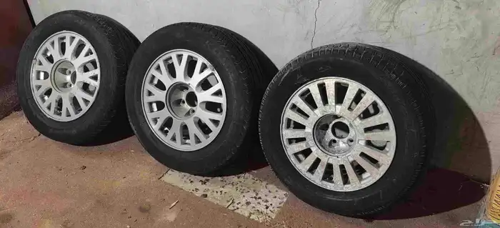 كفرات مع جنوط حقين فورد مقاس 16 0