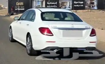 مرسيدس e300 نظيف جدا 2