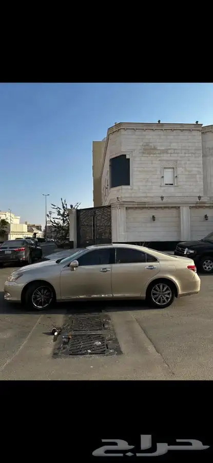 لكزس ES350 للبيع 8